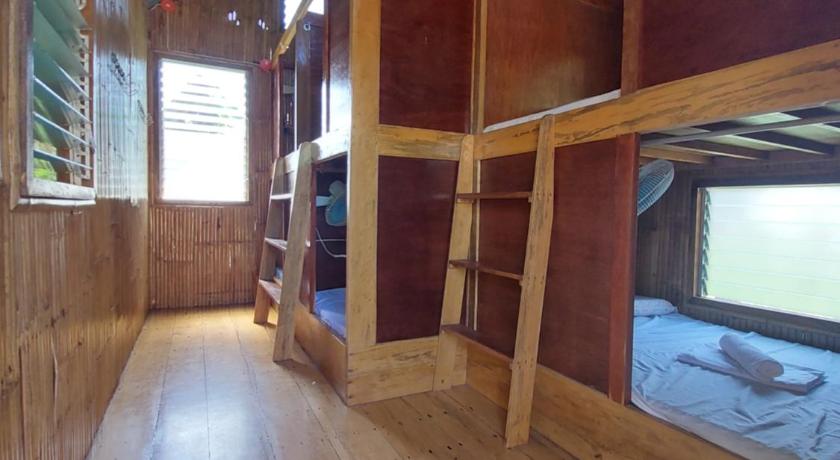 Image of Bed in 6-Bed Mixed Dormitory Room 1