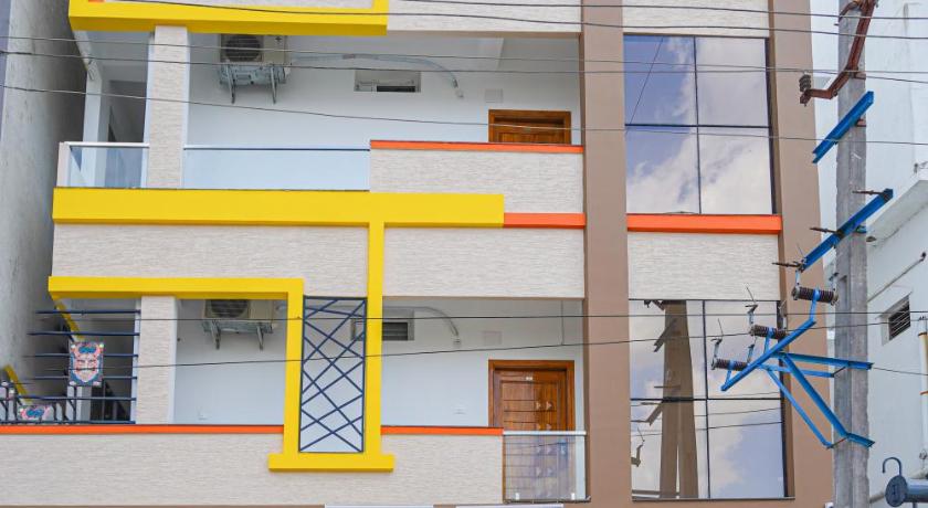 MAHASRI Studio Apartments- Brand New Fully Furnished Air Conditioned Studio Apartments — Hotel in Tirupati