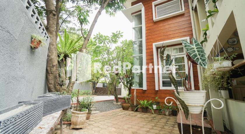 Fazza Syariah Mitra RedDoorz – Jakarta, NY