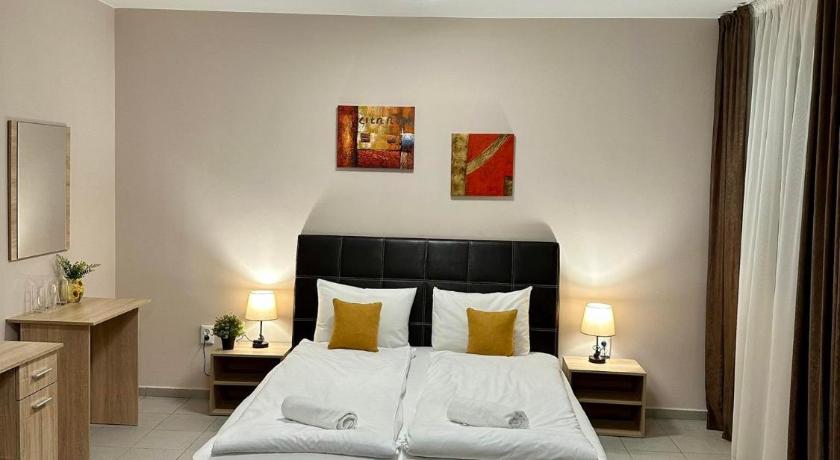 Family Guest House - image 16
