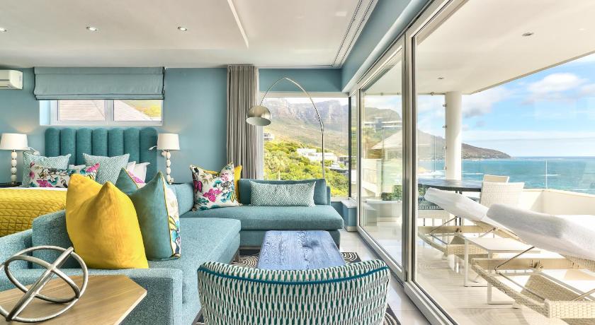 Image of Apartment with Sea View 5