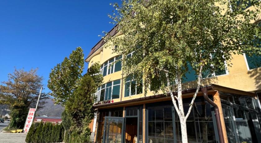 Hotel Yal Restaurant — Hotel in Tetovo