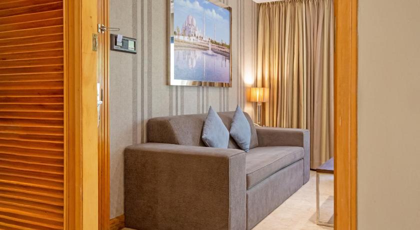 Image of Deluxe Room 7