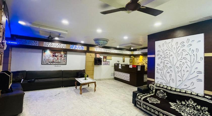 Blue Rose International, Family Hotel photo