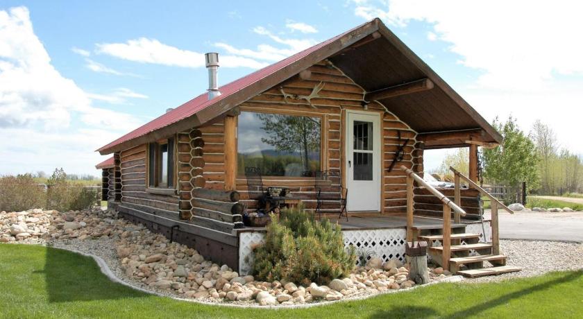 Dog Friendly Ty's Cabin by AAA Red Lodge Rentals — Hotel in Red Lodge (MT)