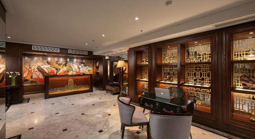 Hanoi Lucien Hanoi Lakeside Hotel & Rooftop 5-Star Hotel suite
