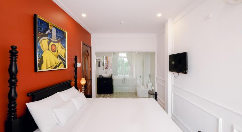 The Fancy House - image 34