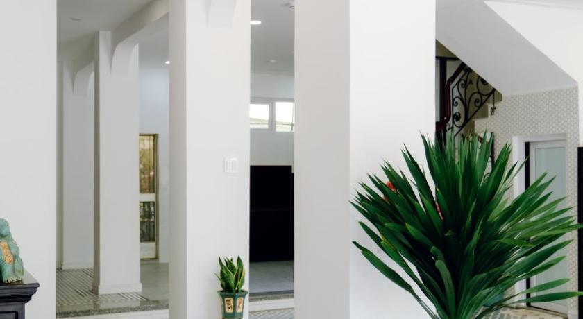 The Fancy House - image 16