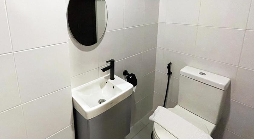 mySTAY Hotel BGC West photo