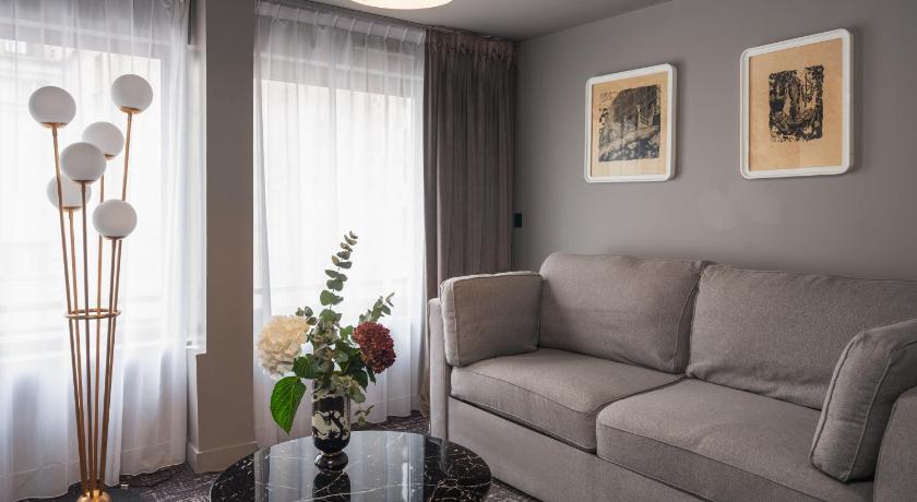 Image of Duplex Apartment 12
