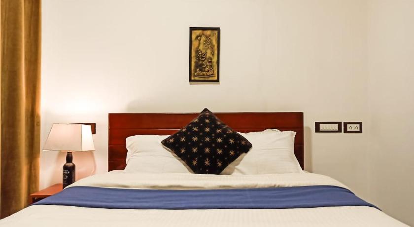 Channel Stay 6BHK photo
