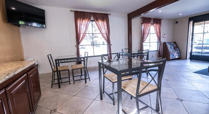Hospitality Inn photo