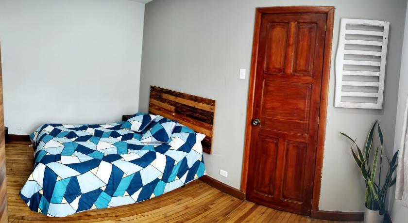 Minka Hostel photo