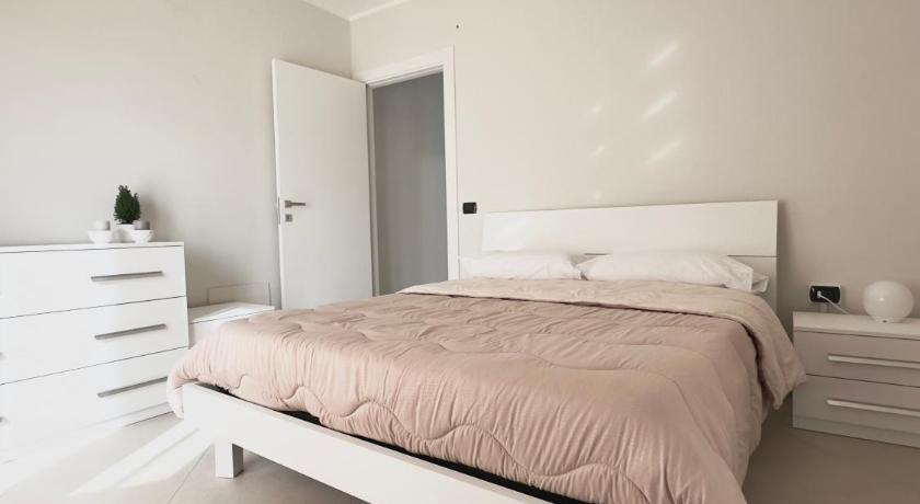 Arya temporary home - Naples- Pompei- Amalfi Coast