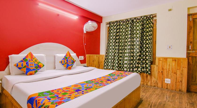 OYO Flagship 88895 Hotel Mall Road photo