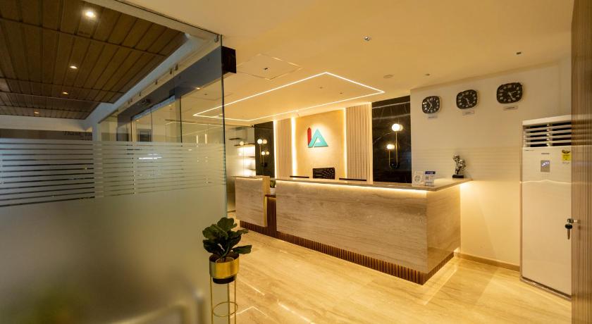 Hotel Inland Avenue photo
