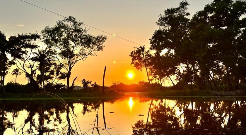 Private Cottage near Secret Beach, Alleppey photo