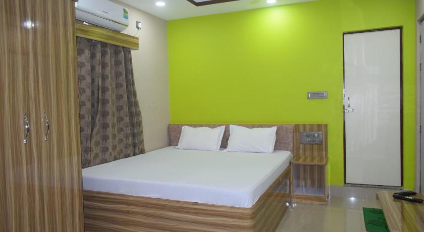 Airport Lodge photo