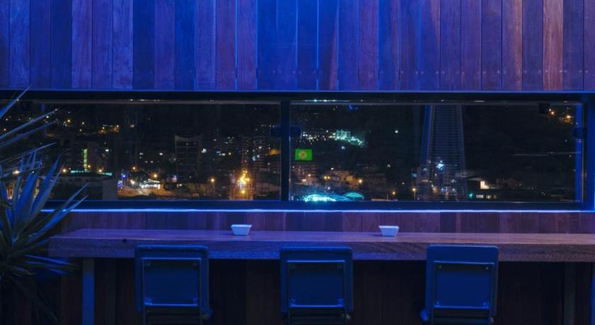 Atix Hotel photo