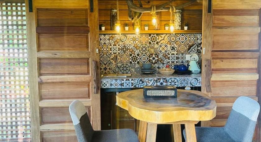 The Temak Villa - image 6