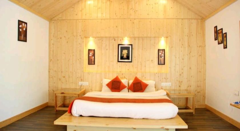 Hotel Dream Land – Manali, PA