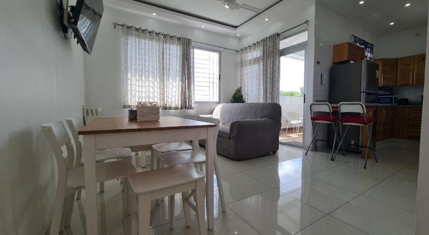 Image of Two Bedroom Apartment with Jaccuzi and sea view 3