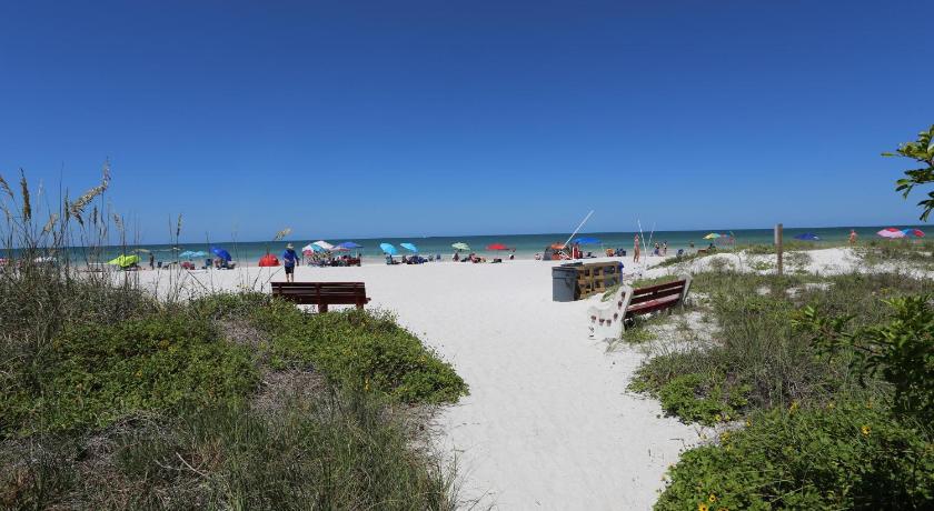 Barefoot Beach Resort B208 photo