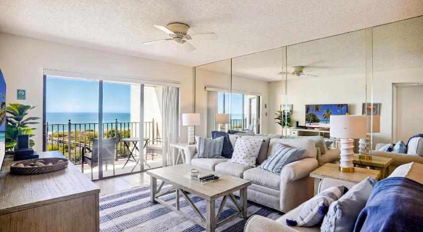 Land's End 7-404 Beach Front - Premier — Hotel in Treasure Island (FL)