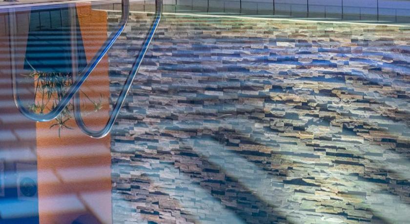 彭施泰滕巴赫 Hotel Wolfringmuhle 4星级 酒店 泳池