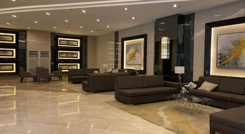 Fame Residences Mandaluyong 1BR with balcony pool VIEW photo