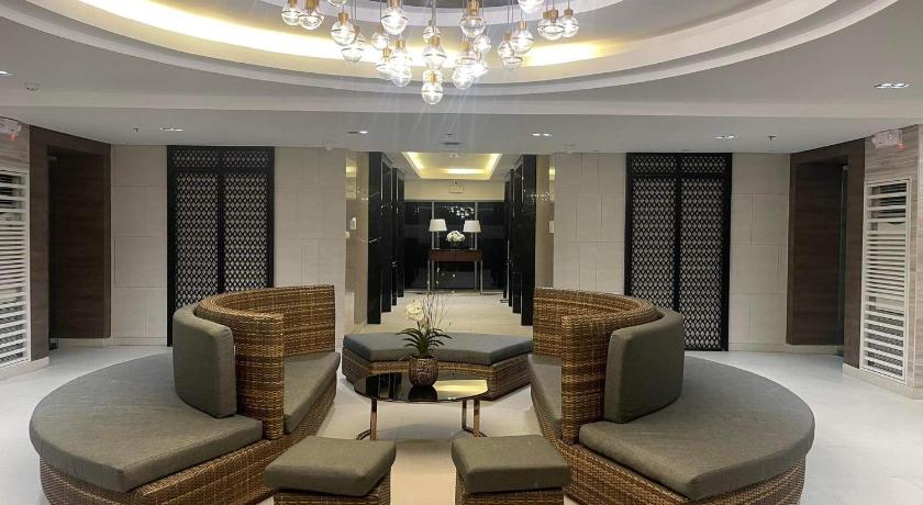 Fame Residences Mandaluyong 1BR with balcony pool VIEW photo