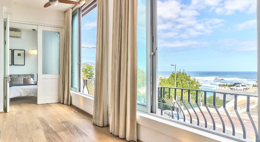 Charming Clifton Apartment - Number 4701 photo
