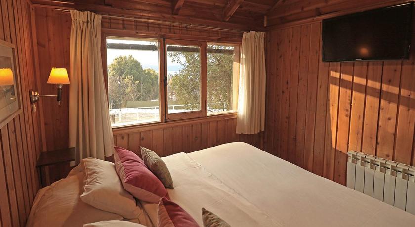 Image of Two-Bedroom Bungalow 4