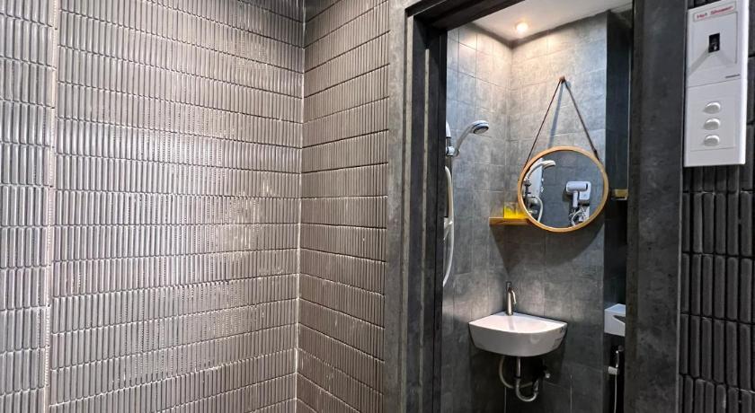Meow Hotel and Cafe – Ho Chi Minh City, LA