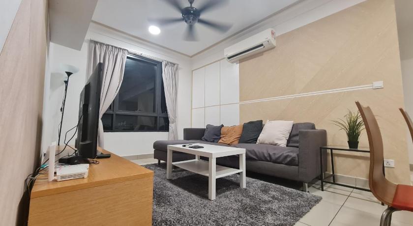 Lovely 3-Bedroom Serviced Apartment @ Cyberjaya — Hotel in Kuala Lumpur
