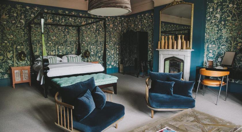Image of Deluxe Suite 1