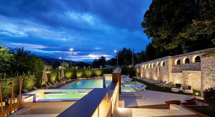 泰拉莫 Hotel Corte dei Tini 4星级 酒店 大堂