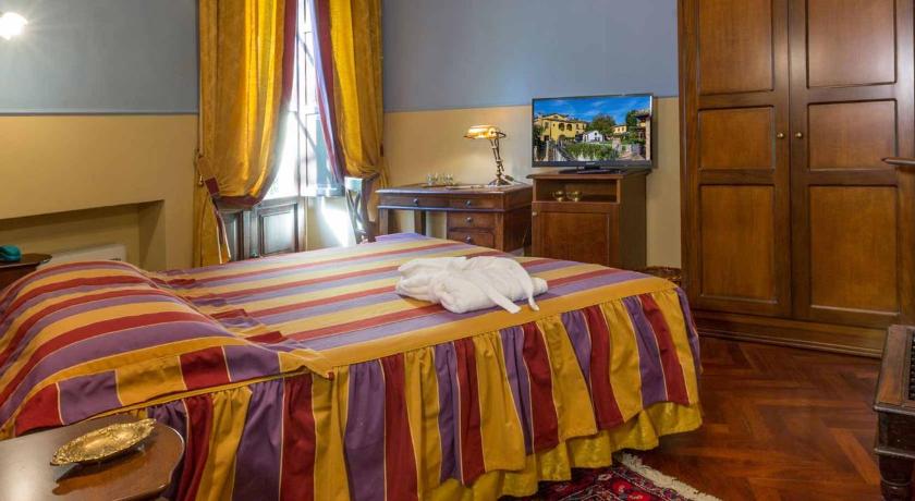 泰拉莫 Hotel Corte dei Tini 4星级 酒店 套房