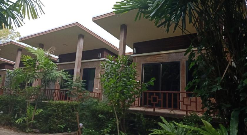 Image of Family Bungalow 11