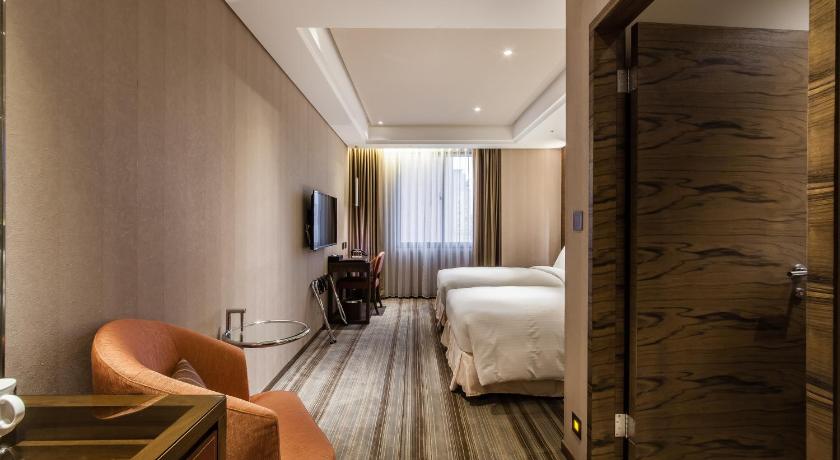 Image of Standard Twin Room B 1