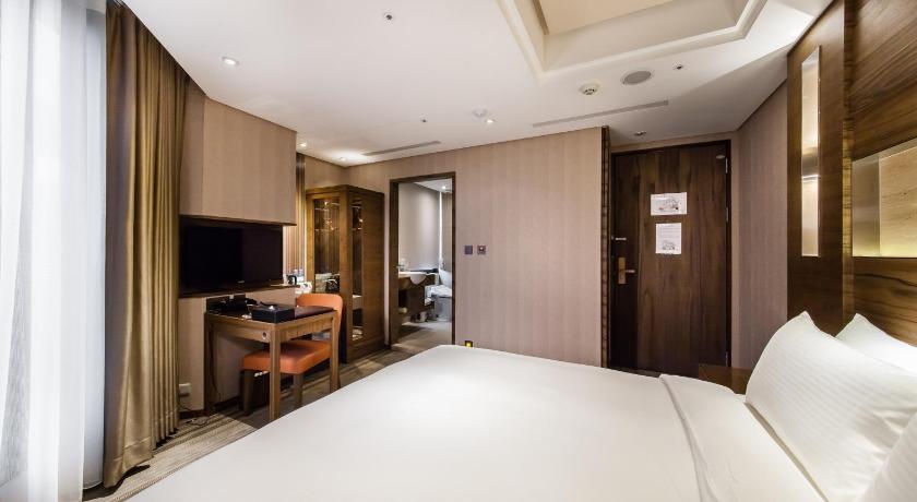 Image of Deluxe Double Room 1