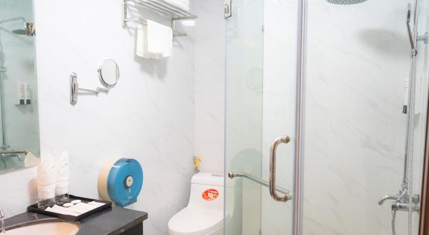 Moon Hotel Cau Giay photo