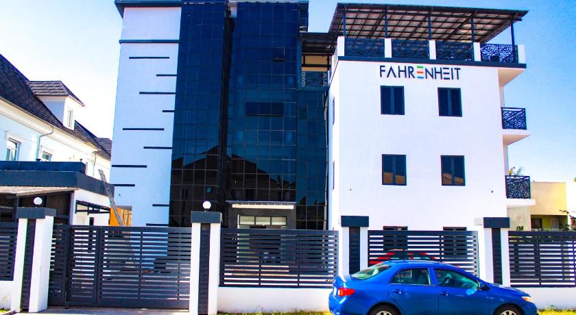 Fahrenheit Apartments