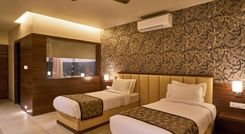 Hotel Shlok (Pure Veg), Kolhapur photo