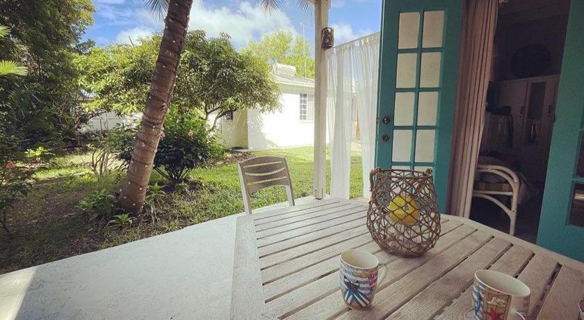 Kismet Garden Cottages - Dover Beach — Hotel in Christ Church