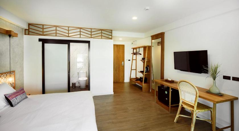 Image of Twin Room with Balcony 13
