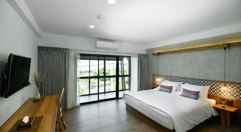 Image of Twin Room with Balcony 1