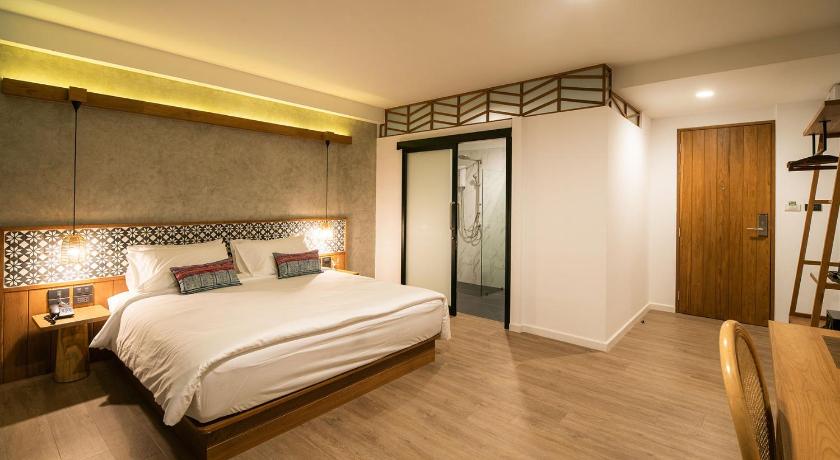 Image of Twin Room with Balcony 5