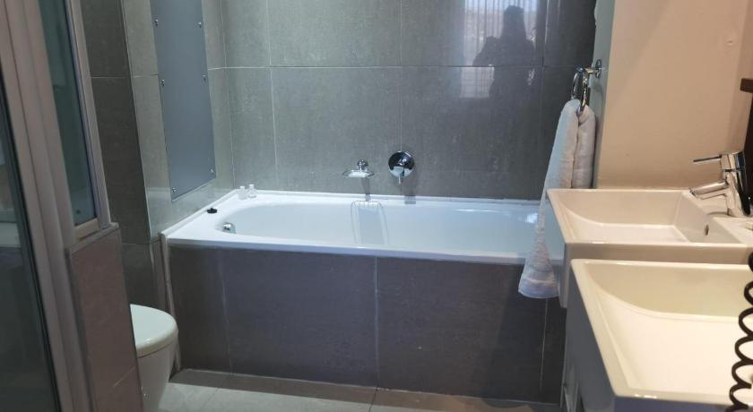 Image of Standard Apartment 14