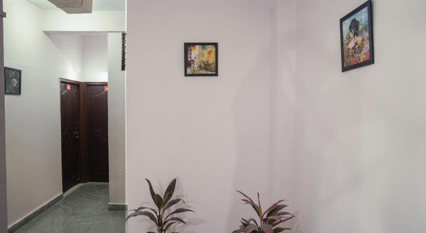 Hotel Yellow Bells – Hyderabad, IA